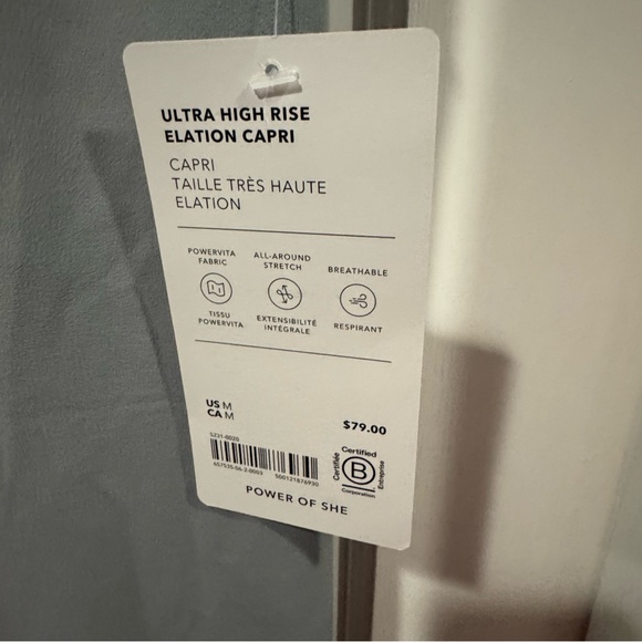 Athleta Ultra High Rise‎ Elation Capri Leggings | Size M | NWT - Picture 2 of 8